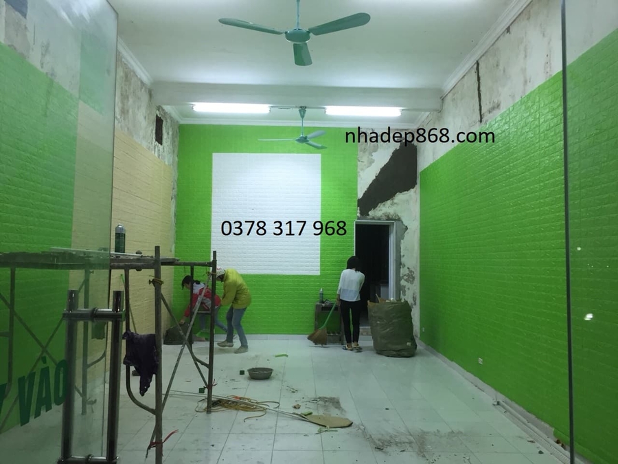 Thi cong xop dan tuong gia gach nau xanh